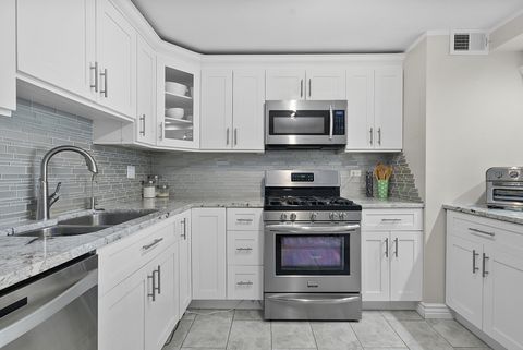 Tiny photo for 11101 S 84th Avenue #3A, Palos Hills, IL 60465 (MLS # 12621880)