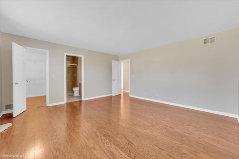 Tiny photo for 2651 N Cherry Cove Lane, Round Lake Beach, IL 60073 (MLS # 12498249)