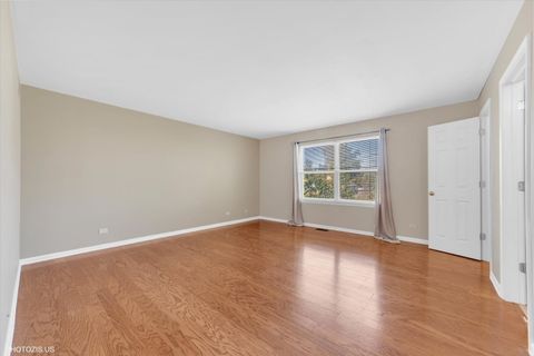 Tiny photo for 2651 N Cherry Cove Lane, Round Lake Beach, IL 60073 (MLS # 12498249)