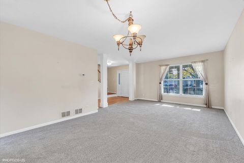 Tiny photo for 2651 N Cherry Cove Lane, Round Lake Beach, IL 60073 (MLS # 12498249)