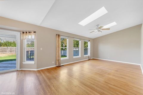 Tiny photo for 2651 N Cherry Cove Lane, Round Lake Beach, IL 60073 (MLS # 12498249)