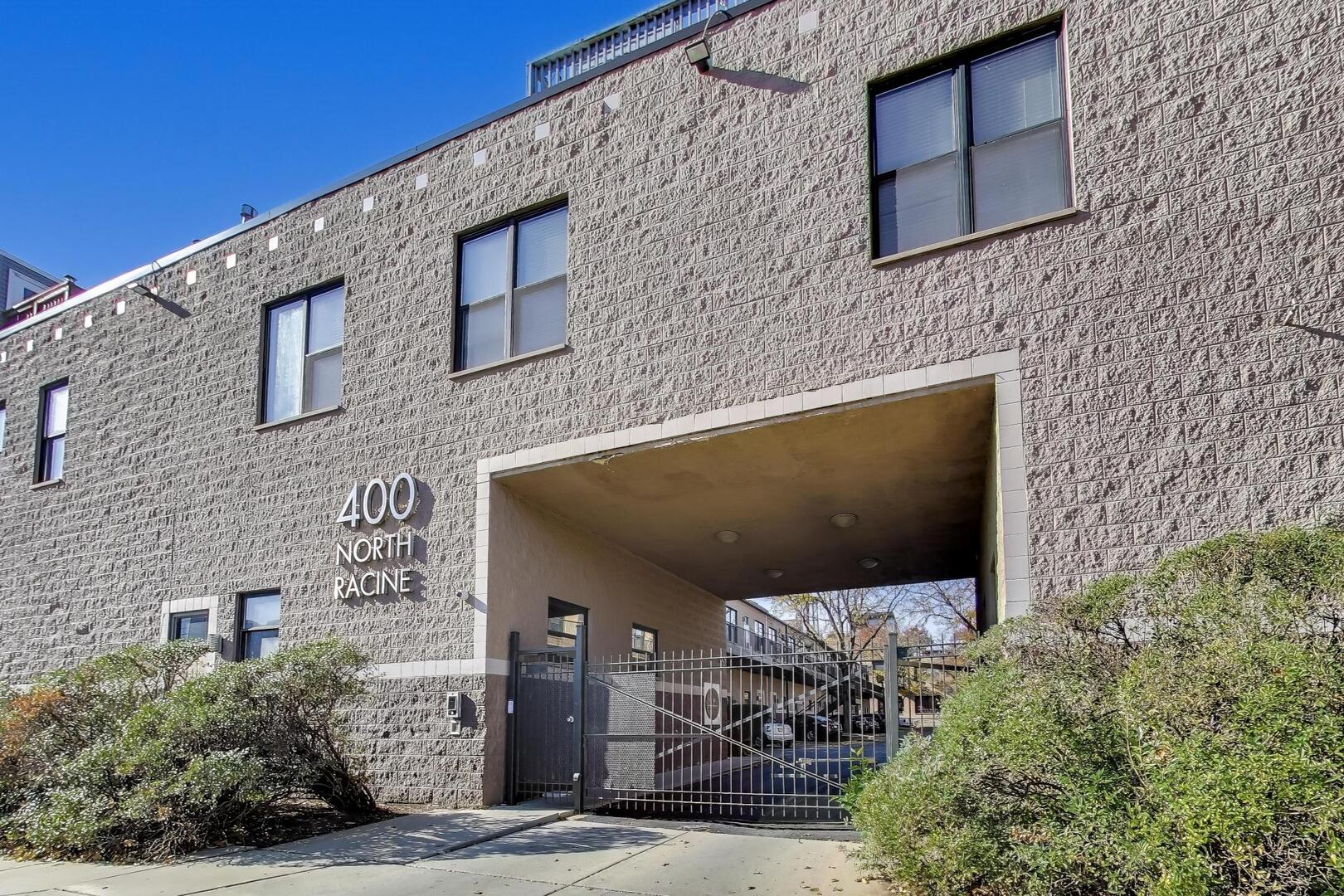 400 N RACINE Avenue 204