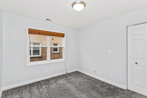 Tiny photo for 6431 N Damen Avenue #2E, Chicago, IL 60645 (MLS # 12468192)