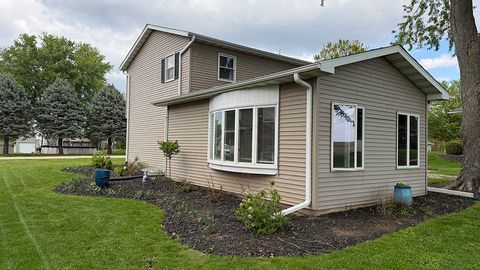 Tiny photo for 134 Riverview Drive, Albany, IL 61230 (MLS # 12634649)