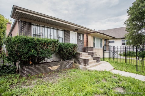 Tiny photo for 1037 W 103rd Street, Chicago, IL 60643 (MLS # 12728884)