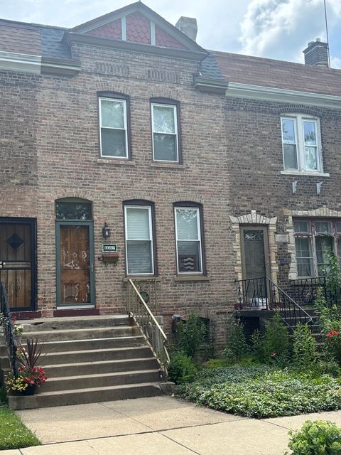 Photo of 11317 S Champlain Avenue, Chicago, IL 60628 (MLS # 12455307)