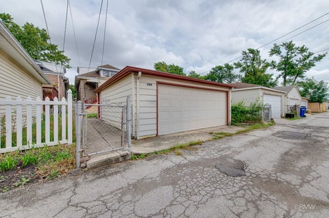 Tiny photo for 3108 N 77th. Court, Elmwood Park, IL 60707 (MLS # 12776191)