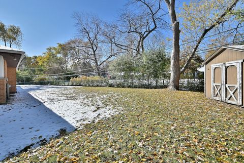 Tiny photo for 406 Hillcrest Drive, Prospect Heights, IL 60070 (MLS # 12509902)