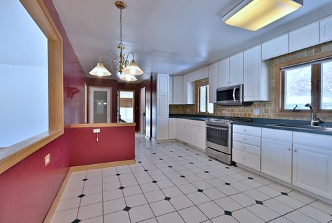 Tiny photo for 406 Hillcrest Drive, Prospect Heights, IL 60070 (MLS # 12509902)