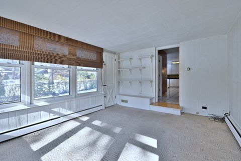 Tiny photo for 406 Hillcrest Drive, Prospect Heights, IL 60070 (MLS # 12509902)