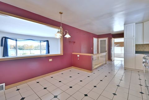 Tiny photo for 406 Hillcrest Drive, Prospect Heights, IL 60070 (MLS # 12509902)