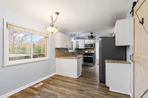 Tiny photo for 1126 tiverton Court, Schaumburg, IL 60193 (MLS # 12518522)