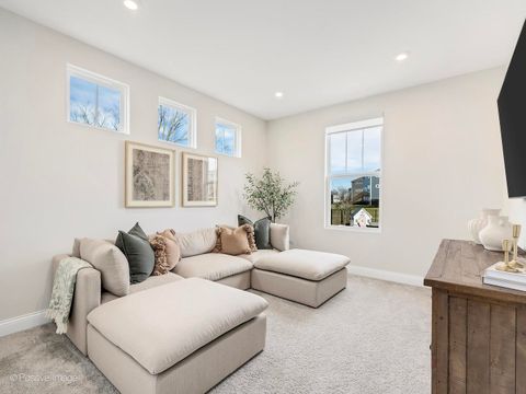 Tiny photo for 12441 Rossaveal Way, Lemont, IL 60439 (MLS # 12570892)