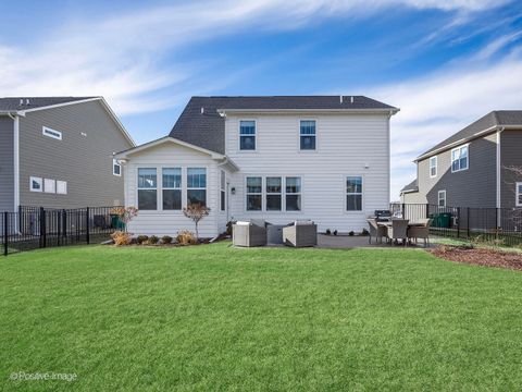 Tiny photo for 12441 Rossaveal Way, Lemont, IL 60439 (MLS # 12570892)