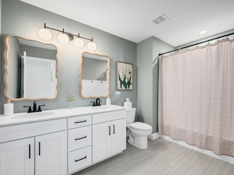 Tiny photo for 12441 Rossaveal Way, Lemont, IL 60439 (MLS # 12570892)