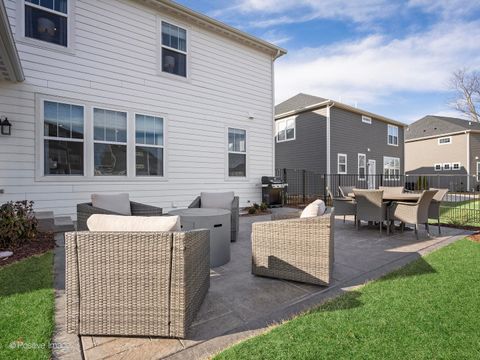 Tiny photo for 12441 Rossaveal Way, Lemont, IL 60439 (MLS # 12570892)