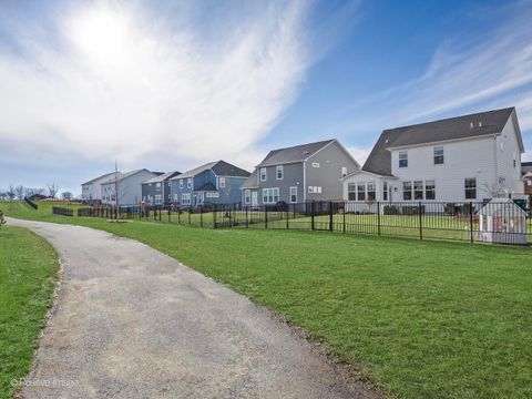 Tiny photo for 12441 Rossaveal Way, Lemont, IL 60439 (MLS # 12570892)