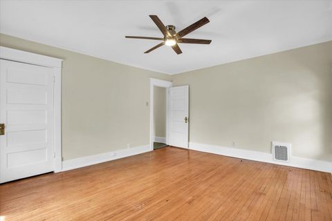 Tiny photo for 1112 W Park Avenue, Champaign, IL 61821 (MLS # 12580337)
