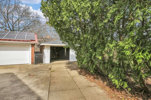Tiny photo for 1112 W Park Avenue, Champaign, IL 61821 (MLS # 12580337)