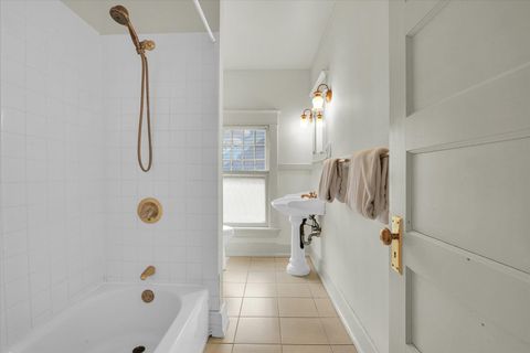 Tiny photo for 1112 W Park Avenue, Champaign, IL 61821 (MLS # 12580337)