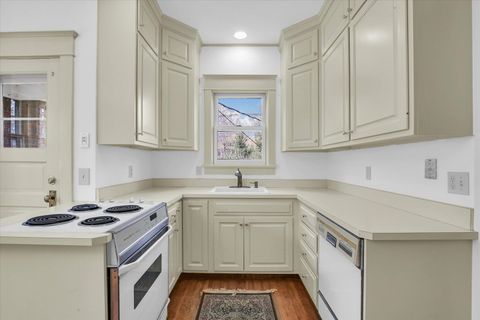 Tiny photo for 1112 W Park Avenue, Champaign, IL 61821 (MLS # 12580337)