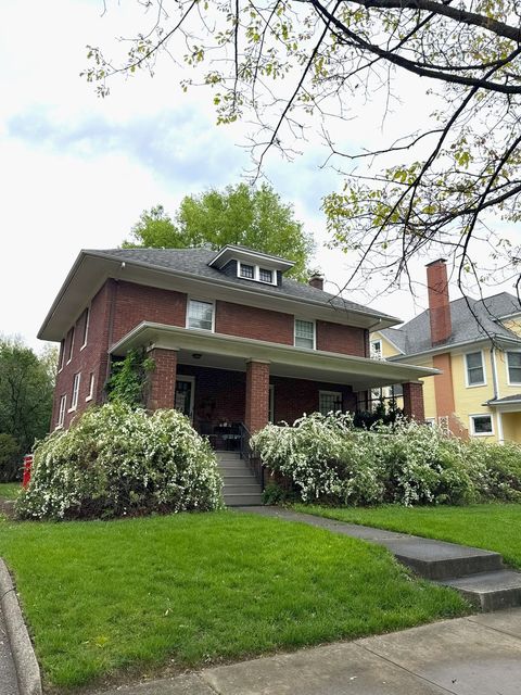 Tiny photo for 1112 W Park Avenue, Champaign, IL 61821 (MLS # 12580337)