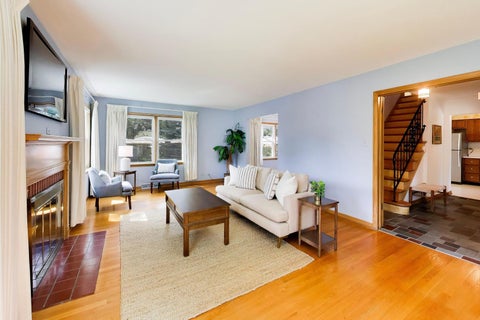 Tiny photo for 228 S Dwyer Avenue, Arlington Heights, IL 60005 (MLS # 12741153)