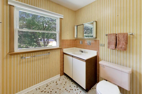 Tiny photo for 228 S Dwyer Avenue, Arlington Heights, IL 60005 (MLS # 12741153)