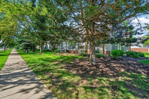 Tiny photo for 24038 W Walnut Circle #24038, Plainfield, IL 60585 (MLS # 12733646)