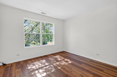 Tiny photo for 24038 W Walnut Circle #24038, Plainfield, IL 60585 (MLS # 12733646)