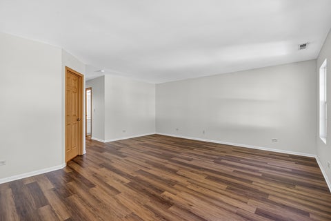 Tiny photo for 24038 W Walnut Circle #24038, Plainfield, IL 60585 (MLS # 12733646)