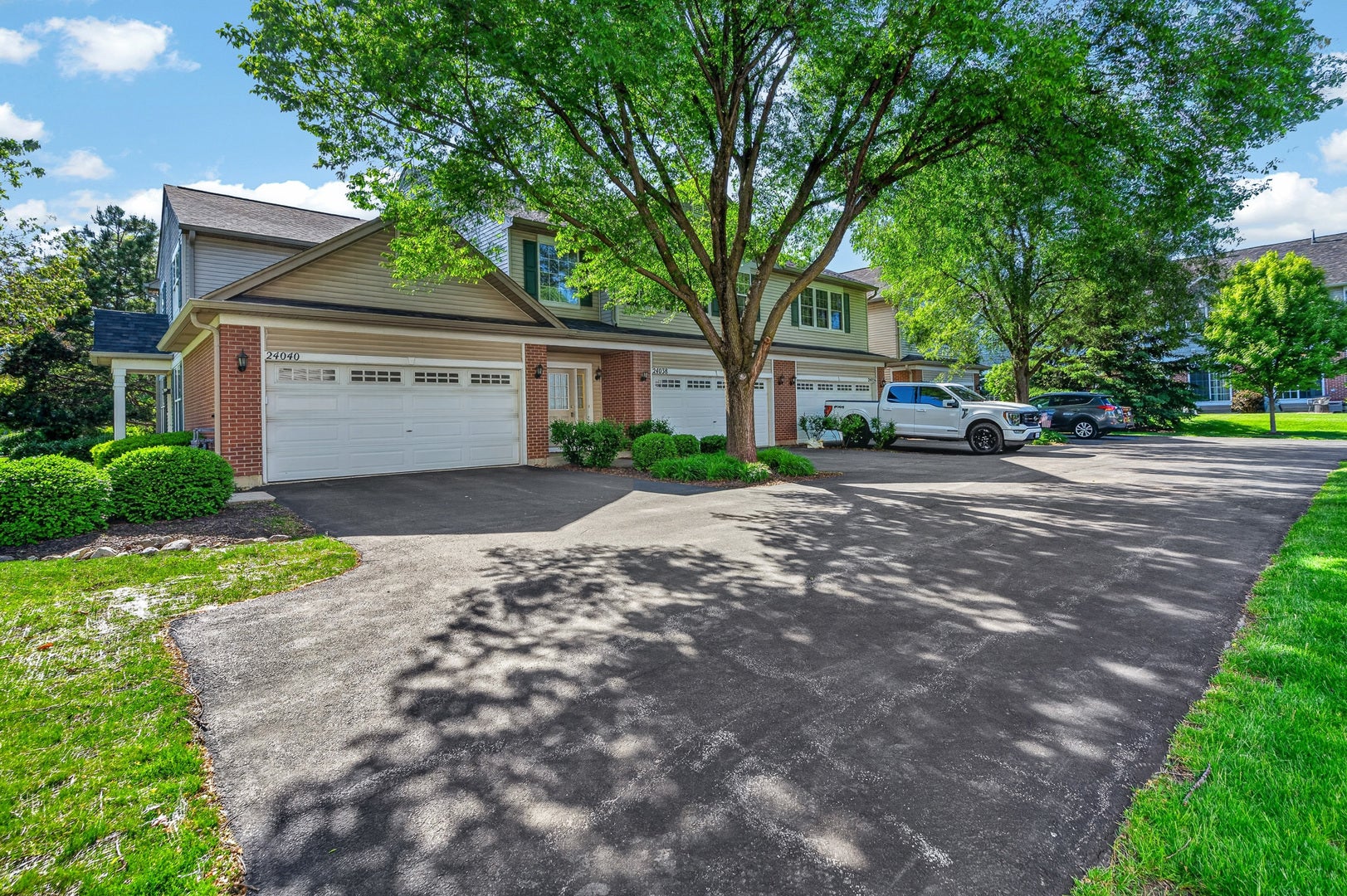 24038 W Walnut Circle 24038