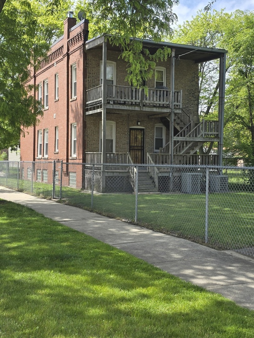 1244 E 70th Street