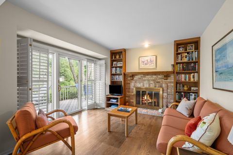 Tiny photo for 28 Warrington Drive, Lake Bluff, IL 60044 (MLS # 12512816)