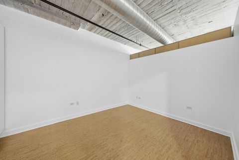 Tiny photo for 1550 S Blue Island Avenue #912, Chicago, IL 60608 (MLS # 12627649)