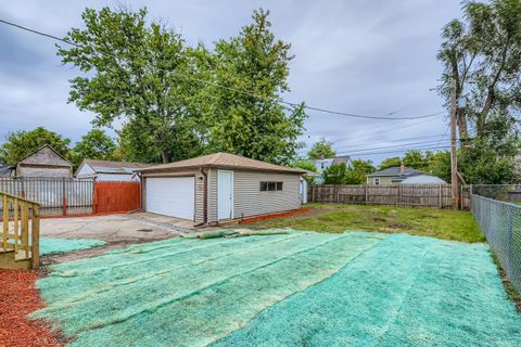 Tiny photo for 14827 Kenneth Avenue, Midlothian, IL 60445 (MLS # 12525043)