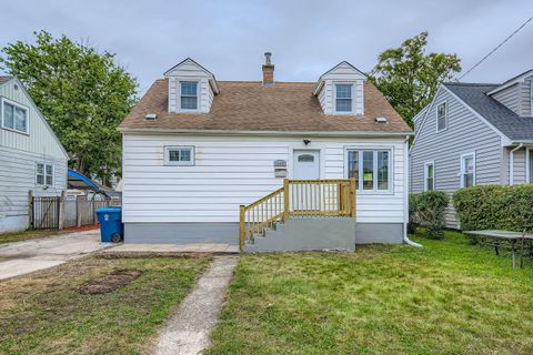 Tiny photo for 14827 Kenneth Avenue, Midlothian, IL 60445 (MLS # 12525043)