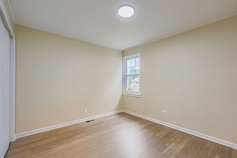 Tiny photo for 14827 Kenneth Avenue, Midlothian, IL 60445 (MLS # 12525043)