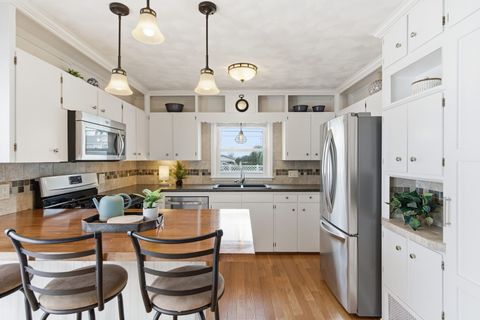 Tiny photo for 536 W PALACE Row, Geneseo, IL 61254 (MLS # 12622249)