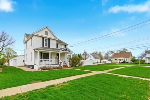 Tiny photo for 536 W PALACE Row, Geneseo, IL 61254 (MLS # 12622249)