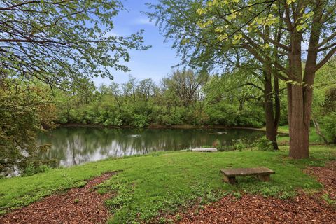 Tiny photo for 5115 Crestview Heights Court, Bettendorf, IA 52722 (MLS # 12631295)