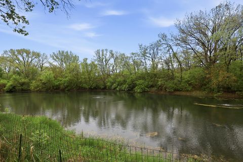 Tiny photo for 5115 Crestview Heights Court, Bettendorf, IA 52722 (MLS # 12631295)