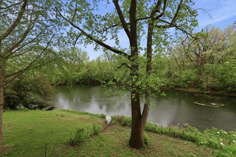 Tiny photo for 5115 Crestview Heights Court, Bettendorf, IA 52722 (MLS # 12631295)