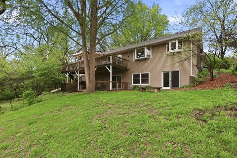 Tiny photo for 5115 Crestview Heights Court, Bettendorf, IA 52722 (MLS # 12631295)