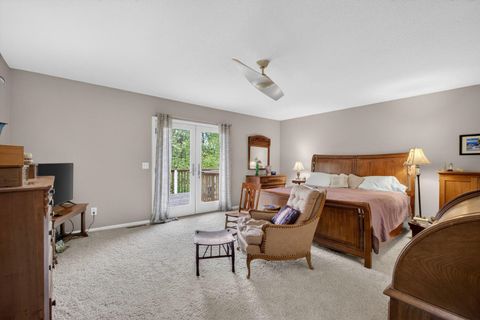 Tiny photo for 5115 Crestview Heights Court, Bettendorf, IA 52722 (MLS # 12631295)