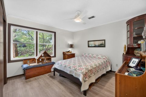 Tiny photo for 5115 Crestview Heights Court, Bettendorf, IA 52722 (MLS # 12631295)