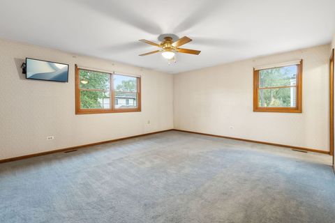 Tiny photo for 3927 Linden Avenue, Western Springs, IL 60558 (MLS # 12479872)