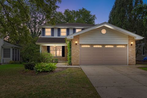 Tiny photo for 3927 Linden Avenue, Western Springs, IL 60558 (MLS # 12479872)
