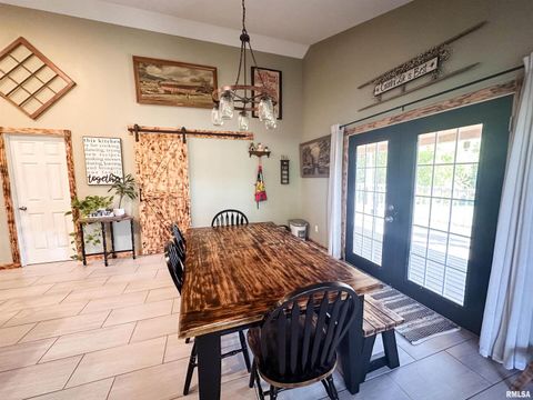 Tiny photo for 9358 LEISURE Lane, Marion, IL 62959 (MLS # EB459964)