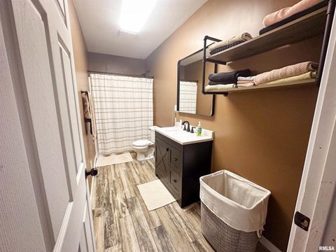 Tiny photo for 9358 LEISURE Lane, Marion, IL 62959 (MLS # EB459964)